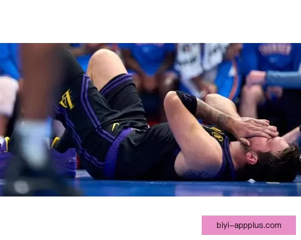 东契奇二级腿筋拉伤 湖人夺冠机会骤降至150赔1